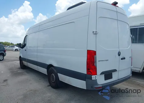 2022 Mercedes-Benz Sprinter 2500 High Roof V6 from USA, damaged, VIN W1Y4EDHY9NT091582